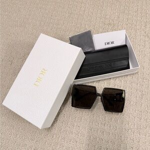 Dior 30Monteigne Sunglasses for Women.